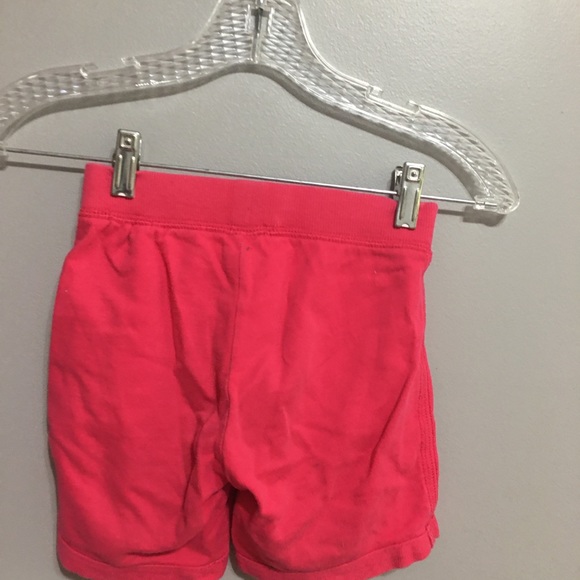 Gap kids shorts (size 6/7) - Picture 2 of 4
